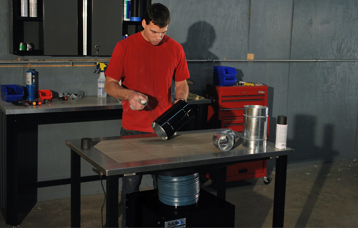 Industrial Fume Control Solutions - Spray Painting - Downdraft Table
